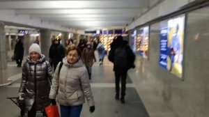 Выход со станции метро площадь Ленина минского метрополитена в сторону железнодорожного вокзала