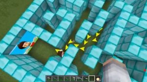 Выбери правильный лабиринт персонажей:  леди баг, щенячий патруль, сонник  в майнкрафт.