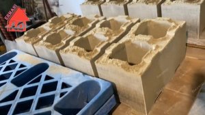 Сейсмоустойчивый строительный блок - гиперпрессованный. Earthquake-resistant building block.
