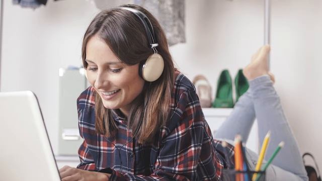 Чунакова Мария "Прикладная филология-что это такое?" смотреть онлайн