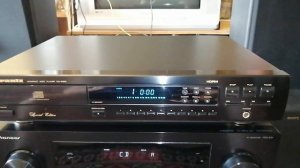 Marantz CD-63SE Видео работы к моему объявлению на сайте Авито.