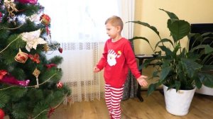 ГРИНЧ в РЕАЛЬНОЙ ЖИЗНИ ДАНЯ и ГРИНЧ НЕ ПОДЕЛИЛИ ПОДАРКИ на рождество!