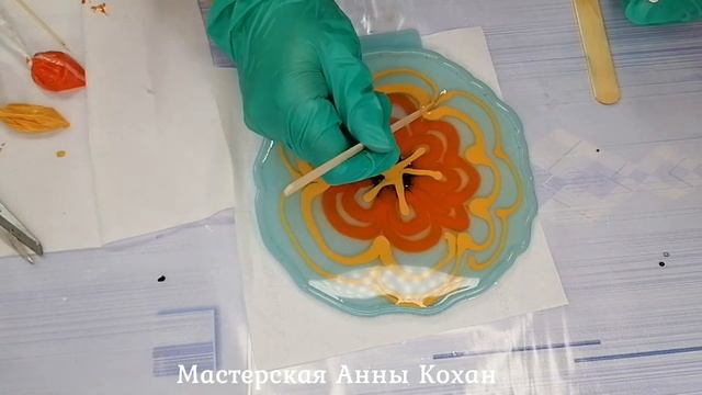 ?Подставка ЦВЕТОК  эпоксидной смолой  Eliqua?
