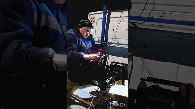 Ремонт ComeUp 9,5
Редкая поломка для этой лебедки.
Лопнул вал.