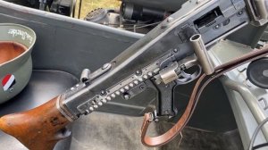 Немецкий пулемет Mg42 на мотоцикле BMW