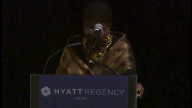 2017 Newbery-Caldecott-Wilder Banquet: Nikki Grimes Wilder Speech смотреть онлайн