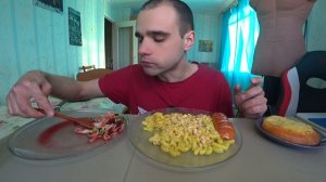 МУКБАНГ САРДЕЛЬКИ ЖАРЕНЫЕ / МАКАРОНЫ / СОУС / САЛАТ ОВОЩНОЙ / ОБЖОР / EATING / Mukbang ASMR АСМР