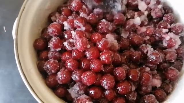 Как сварить варенье из вишни с косточками на зиму/Варенье ПЯТИМИНУТКА