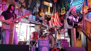 The Royal Hounds, "Stray Cat Strut" live at Robert's Western World, Nashville, TN, 03-22-2022.