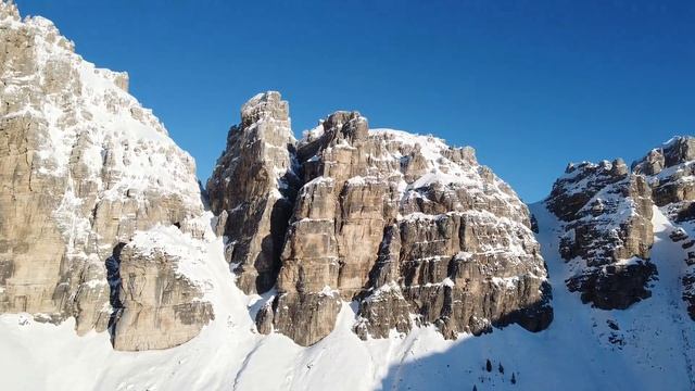 Notte al bivacco CAMPESTRIN, Gruppo del Bosconero | Dolomiti di Zoldo смотреть онлайн