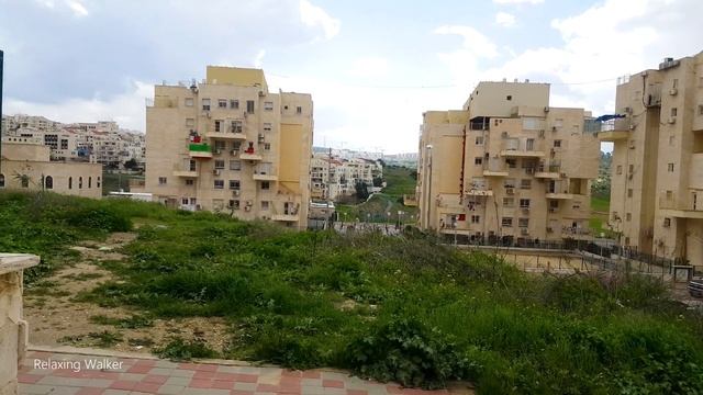 Walking in Beit Shemesh, Ultra-Orthodox Jewish District смотреть онлайн