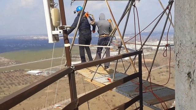 Прыжок с Трубы 126м (Запорожье 2021) -Jump from the pipe 126m - Rope jumping (Zaporozhye 2021) смотреть онлайн