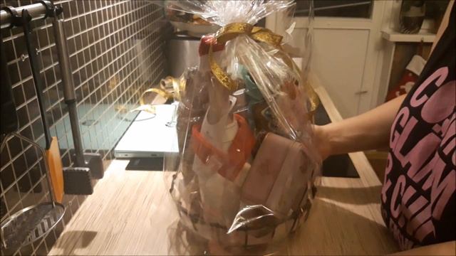 Подарочная корзина своими руками//Что подарить на новый год