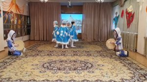 Северный народный танец. " Пока в яранге горит огонь""