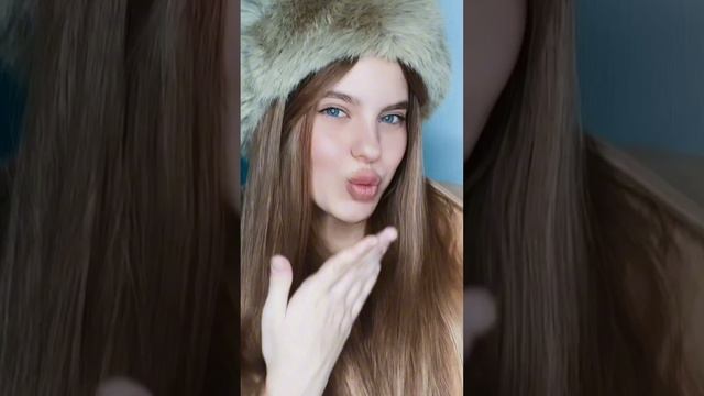 Славянская девушка со славянскими трендами❄️?