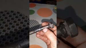 Как извлеч сломаныи болт маховика камаз