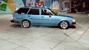 1980s Toyota wagon  la candy