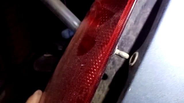 Форд фьюжн, замена лампочки в заднем фонаре смотреть онлайн
