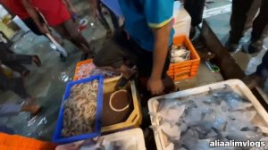 मुंबई का सबसे सस्ता Fish Market 2023 | Cst Fish Market | Biggest Wholesale Fish Market Mumbai