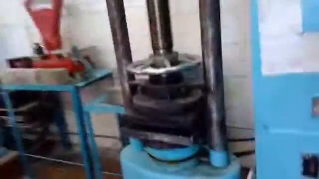 Испытания брусчатки на прочность