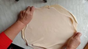 Розочки из теста с мясной начинкой