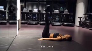 Abs Workout At Home /Alexis Ren