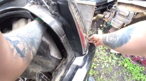 как снять задний фонарь на автомобиле кадиллак sts