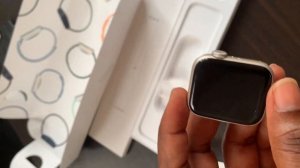 Apple Watch SE 2 40mm unboxing. (2nd Generation)