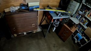 В гараже как и в доме нужен порядок.