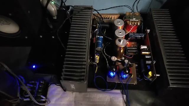 Фолловер Андреа Чуфолли смотреть онлайн