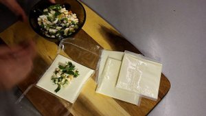 Готовила впервые. Очень понравилось! Буду готовить еще! КЕББЕ с булгуром и киноа с сырной начинкой.