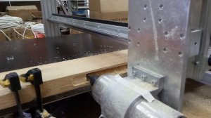 Станок для врезки замков в дверь