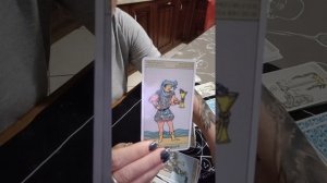 паж кубков , подробное описание карт таро райдара уейта младших арканов.