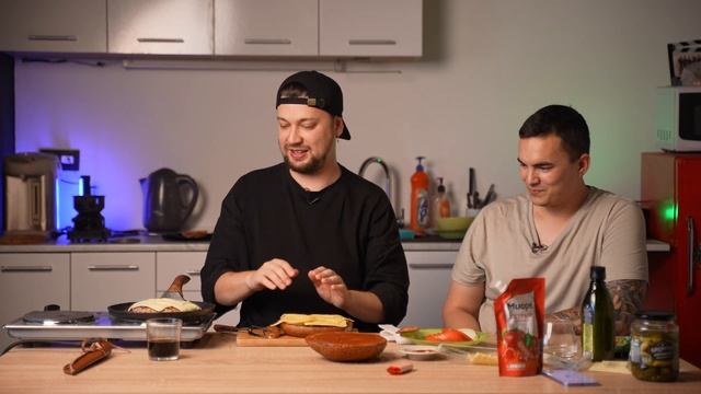 Приготовили самый большой бургер ?