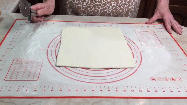 ВАТРУШКИ С МЯСОМ