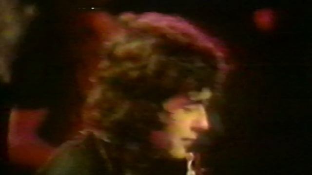 Led Zeppelin - The Song Remains The Same (Fan Edit / Full Song) Madison Square Garden, NY 1973 смотреть онлайн