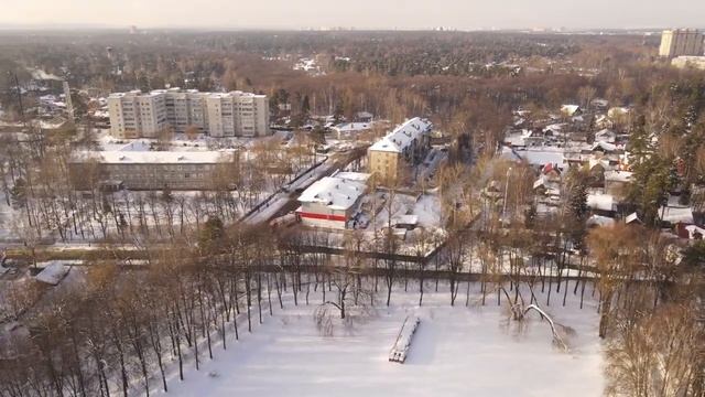 Быковский и Маленковский пруд. Посёлок Быково. Съемка с воздуха (04.02.2022) смотреть онлайн
