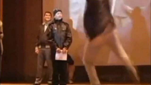 Жан-Клод Ван Дамм - Вдохновил людей заниматься спортом! больше чем любой министр культуры и спорта смотреть онлайн