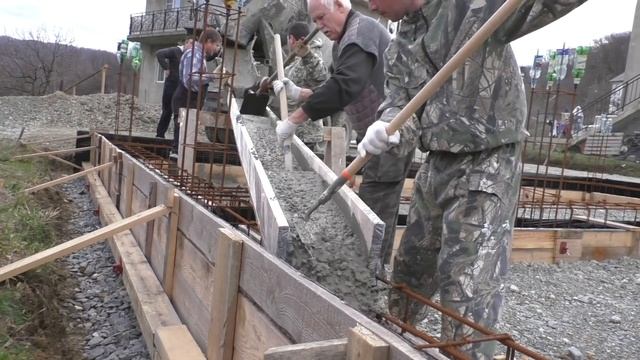 Смета по фундаменту. Монолитная плита своими руками. Процесс постройки фундаментной плиты.