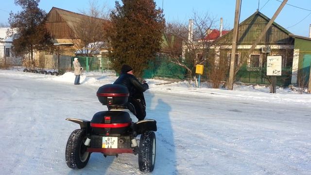 Скутер трехколесный смотреть онлайн