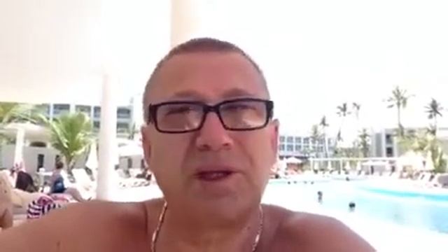 Не обращай внимания на вонь, если дело прибыльное! смотреть онлайн