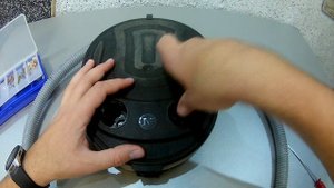 Ремонт клапана лодочного насоса подручными средствами.