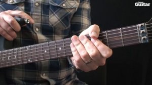 Guitar Lesson: How to play a basic kill switch lick