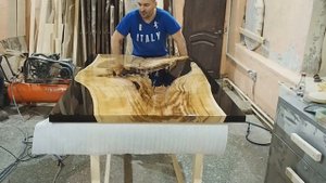 СТОЛ ИЗ БОЛЬШОГО СЛЭБА ДУБА + ЭПОКСИДКА