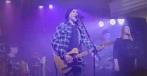 Рубрика «КОНЦЕРТНАЯ КЛУБНАЯ ЖИЗНЬ №161» Клуб-ресторан «Magnus Locus» «СЕРГЕЙ ВОРОНОВ» 25 марта 2022г