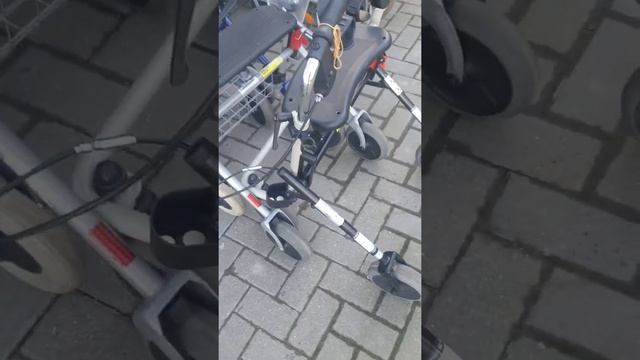 Помощь инвалидам (и пожелым) Украины 28.01.2022 смотреть онлайн