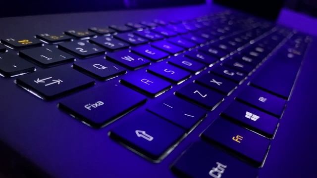 Review Notebook LG Gram 17" 2021: Tela grande e levíssimo смотреть онлайн