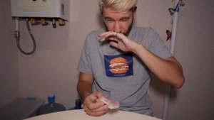 ЗАКАЗАЛ ЕДУ В РЕСТОРАНЕ ПАРОВОЗИК ТОМАС! THOMAS EXE Ресторан в реальной жизни! Мистика