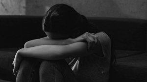 4 ЖУТКИЕ ИСТОРИИ ПРО КВАРТИРУ! Сборник страшных историй про квартиру ч.1 | Страшные истории на ночь