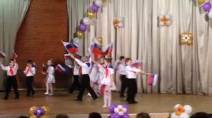 Спортивный танец с флагами «Россия».  ГБОУ Школа 1566 ДО 5